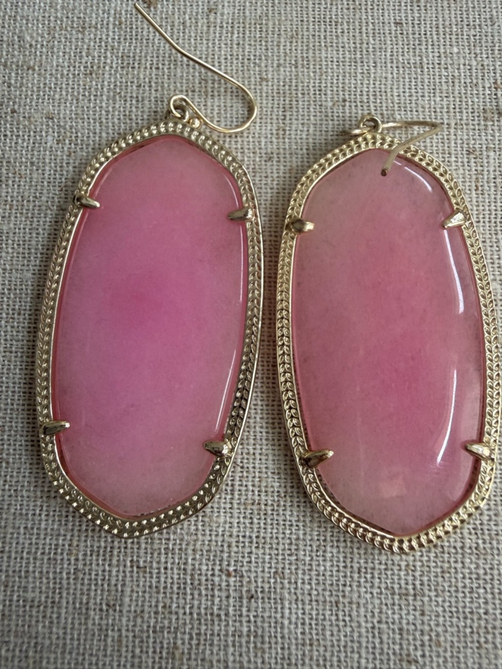 💛KENDRA SCOTT BUBBLE GUM PINK DANIELLES💛